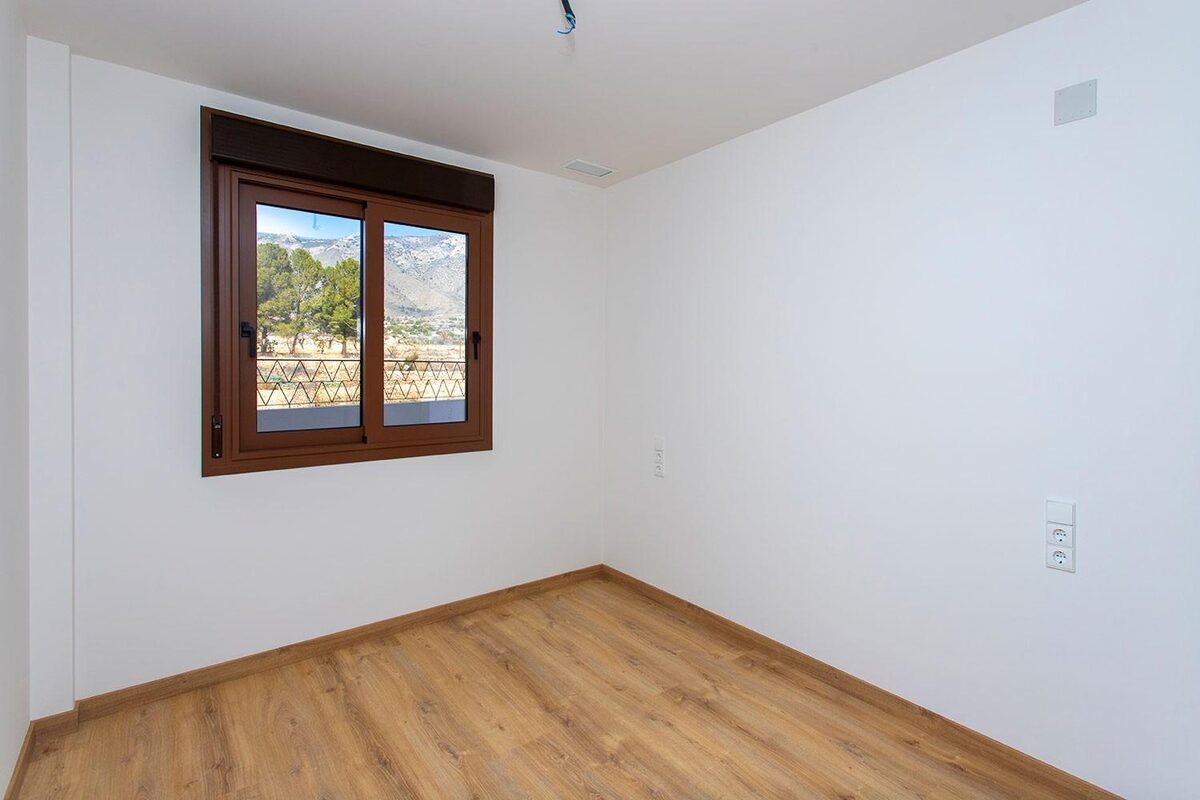 Bungalow z 3 sypialniami, 101m² w Hondón de las Nieves, Hiszpania [ID: 0137-N7358]