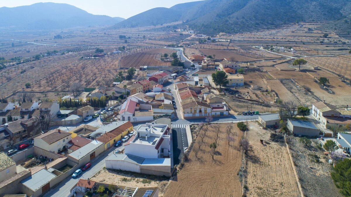 Bungalow z 3 sypialniami, 120m² w Hondón de las Nieves, Hiszpania [ID: 0137-N7359]
