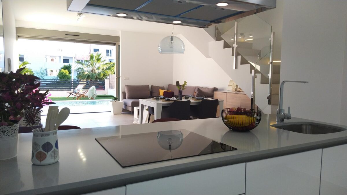 Вилла с 3 спальнями, 185м² в Ориуэла Коста, Испания [ID: 0137-N7369]
