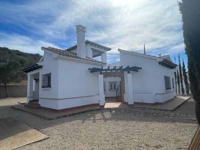 Villa with 3 bedrooms, 205m² in Fuente Alamo, Spain [ID: 0137-N6958]