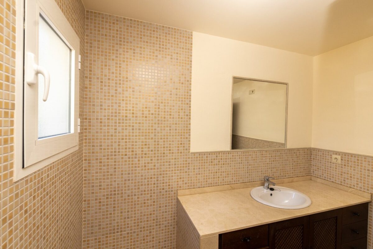 Villa with 3 bedrooms, 178m² in Fuente Alamo, Spain [ID: 0137-N6879]