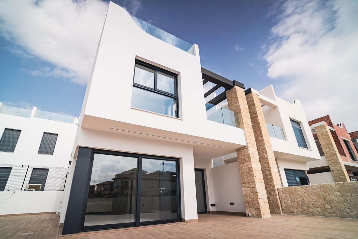 Villa with 4 bedrooms, 121m² in Orihuela Costa, Spain [ID: 0137-N6722]