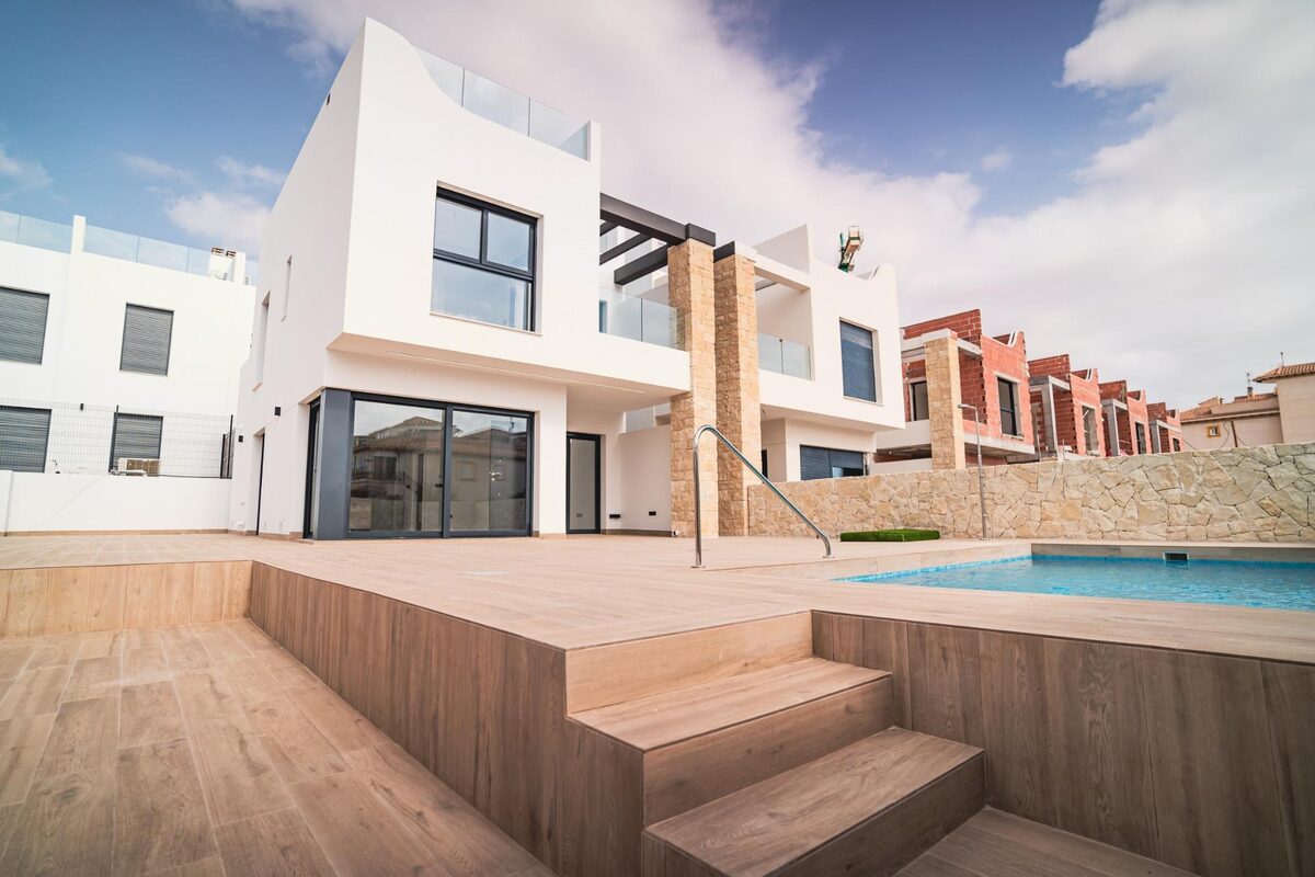 Villa with 4 bedrooms, 121m² in Orihuela Costa, Spain [ID: 0137-N6722]