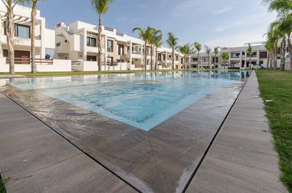 Bungalow w Torrevieja, Hiszpania, 70m² - obraz 33