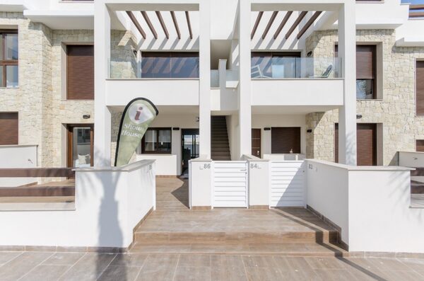 Bungalow w Torrevieja, Hiszpania, 70m²