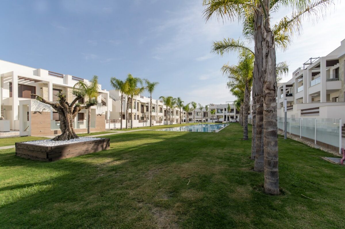 Bungalow z 3 sypialniami, 70m² w Torrevieja, Hiszpania [ID: 0137-N6472]