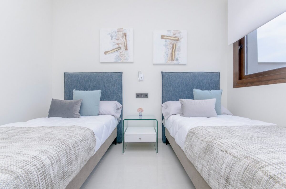 Bungalow z 2 sypialniami, 63m² w Torrevieja, Hiszpania [ID: 0137-N6470]