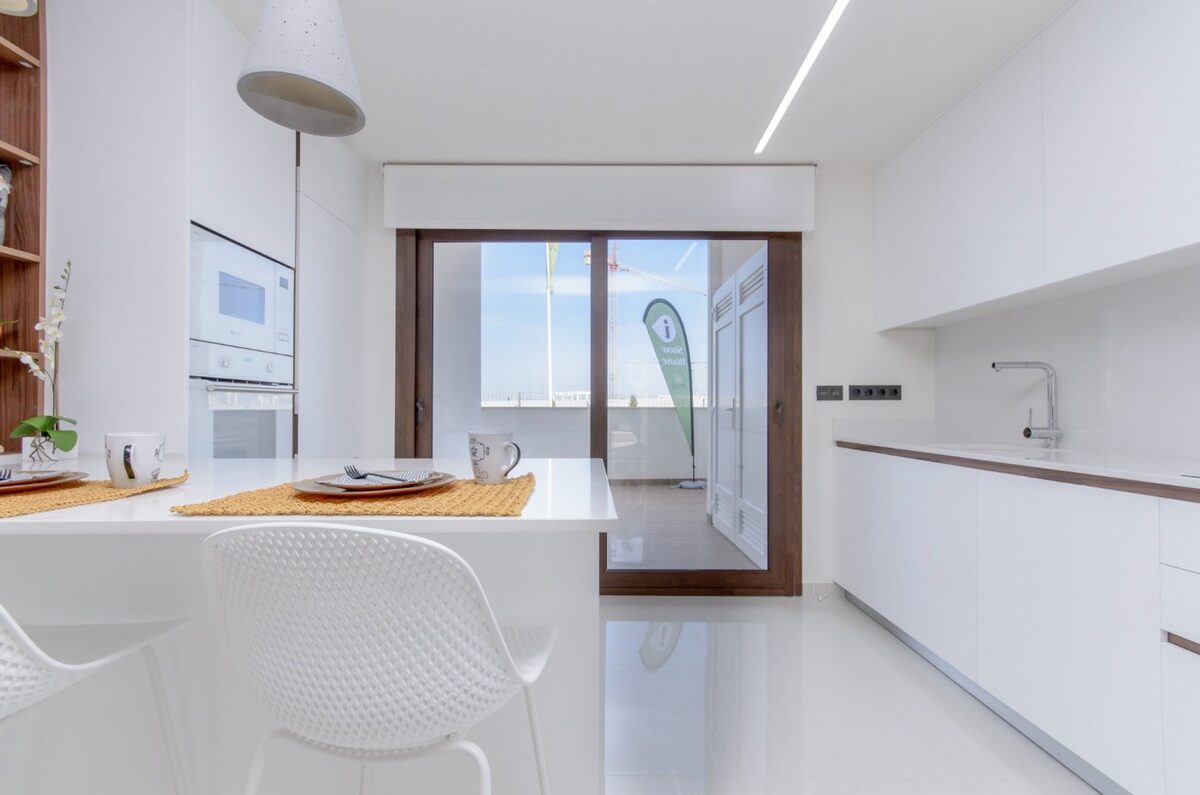 Bungalow z 2 sypialniami, 63m² w Torrevieja, Hiszpania [ID: 0137-N6470]