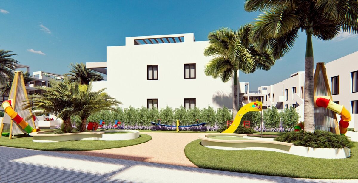 Bungalow z 2 sypialniami, 131m² w Torrevieja, Hiszpania [ID: 0137-N6416]