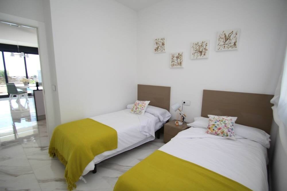 Villa with 3 bedrooms, 144m² in San Miguel de Salinas, Spain [ID: 0137-N6405]