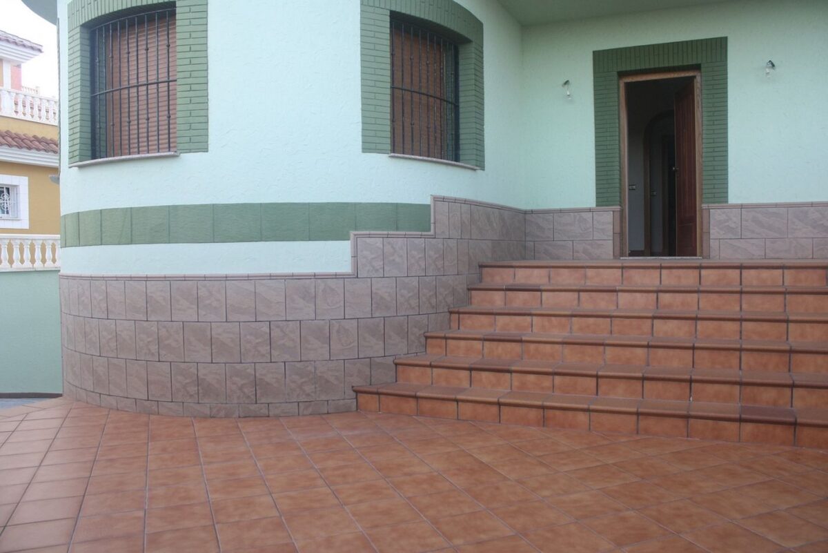 Villa with 3 bedrooms, 154m² in Torrevieja, Spain [ID: 0137-N6288]