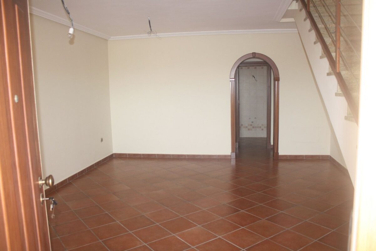 Townhouse with 2 bedrooms, 225m² in Torrevieja, Spain [ID: 0137-N6289]