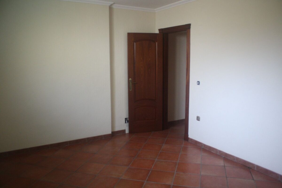 Townhouse with 2 bedrooms, 225m² in Torrevieja, Spain [ID: 0137-N6289]