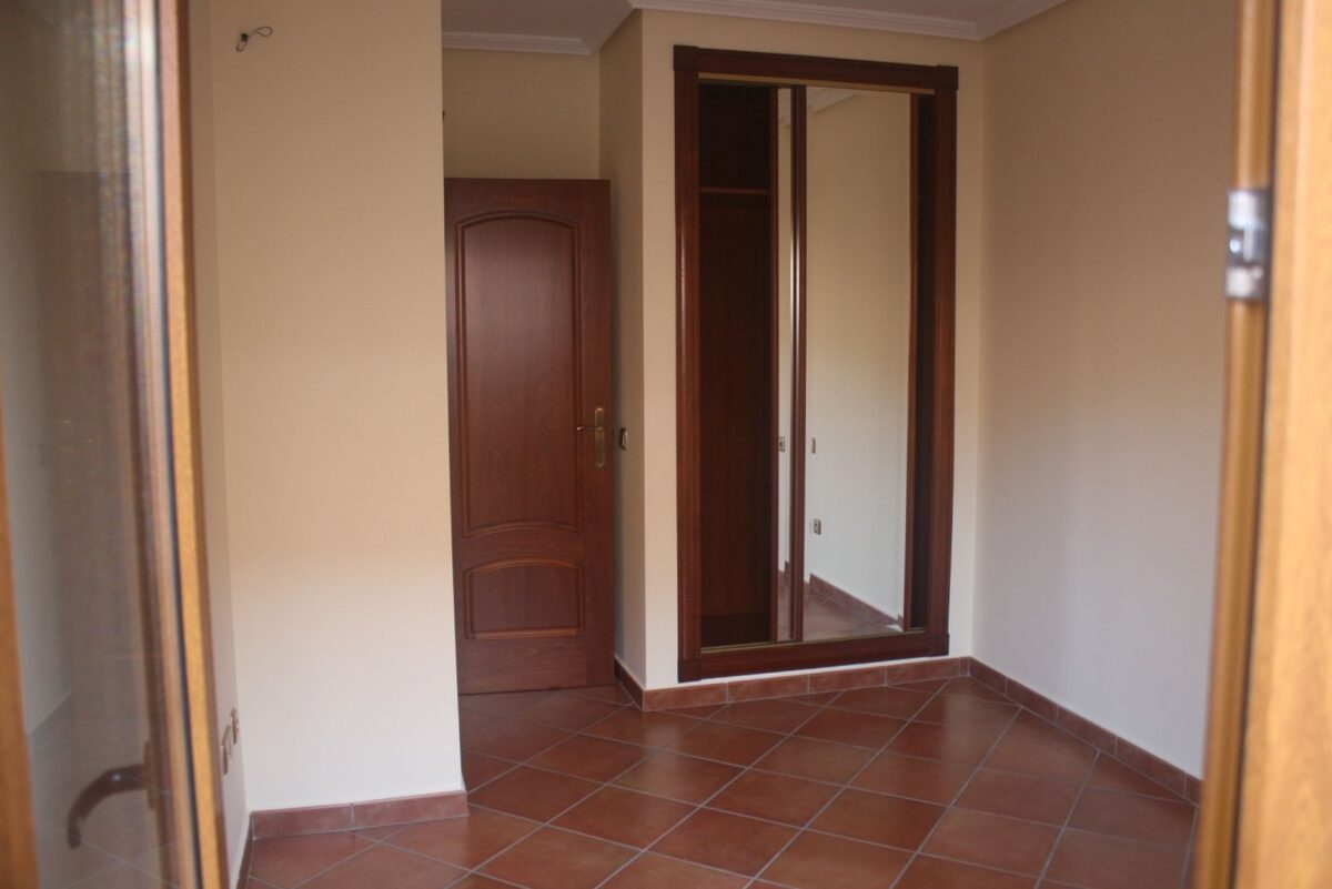 Townhouse with 2 bedrooms, 225m² in Torrevieja, Spain [ID: 0137-N6289]