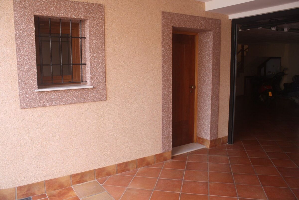 Townhouse with 2 bedrooms, 225m² in Torrevieja, Spain [ID: 0137-N6289]
