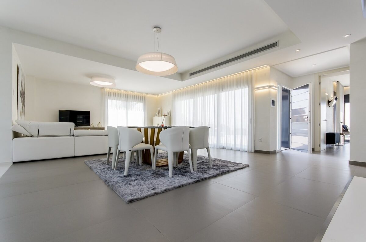 Willa z 3 sypialniami, 193m² w Оріуела Коста, Hiszpania [ID: 0137-N5909]