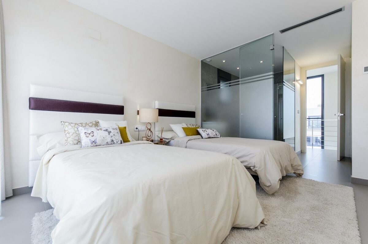 Willa z 3 sypialniami, 193m² w Оріуела Коста, Hiszpania [ID: 0137-N5909]