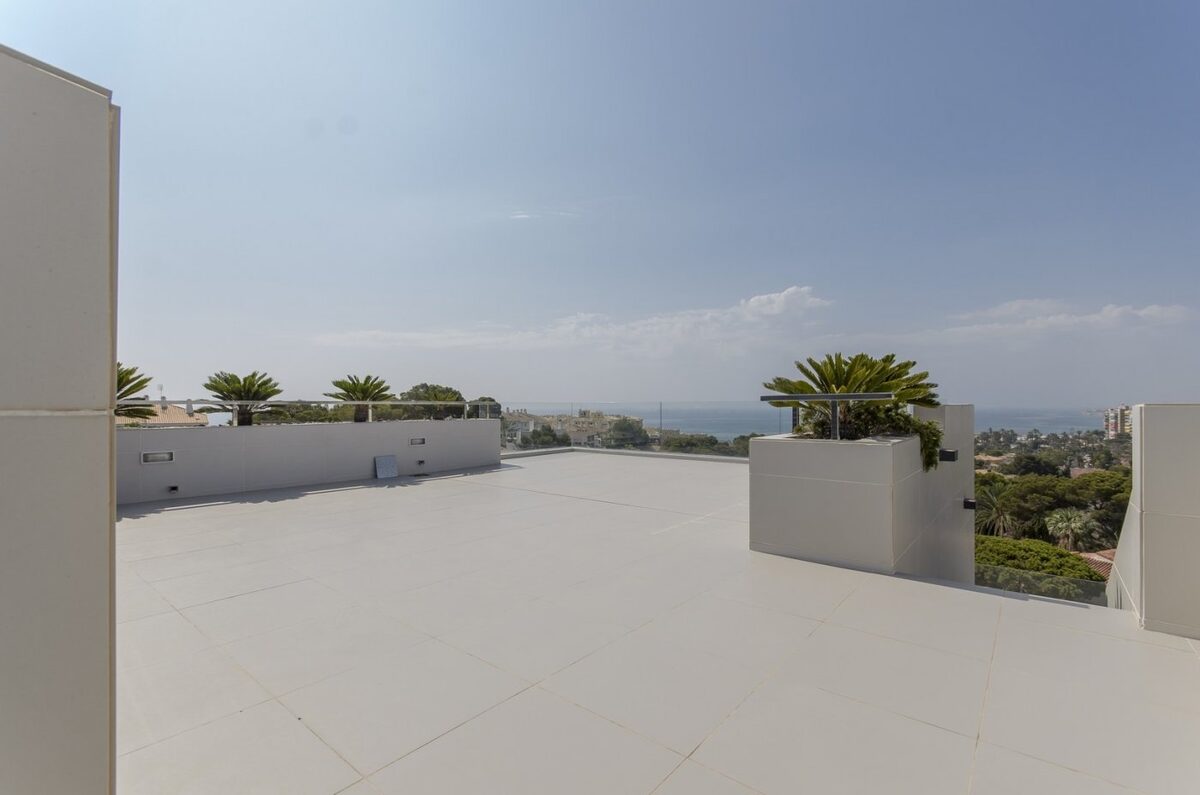Willa z 3 sypialniami, 193m² w Оріуела Коста, Hiszpania [ID: 0137-N5909]