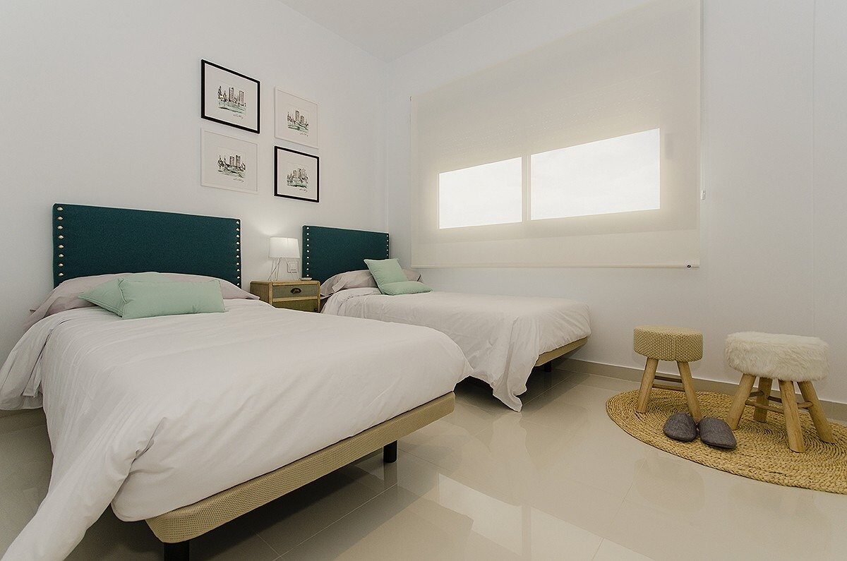 Willa z 4 sypialniami, 157m² w Оріуела Коста, Hiszpania [ID: 0137-N5908]