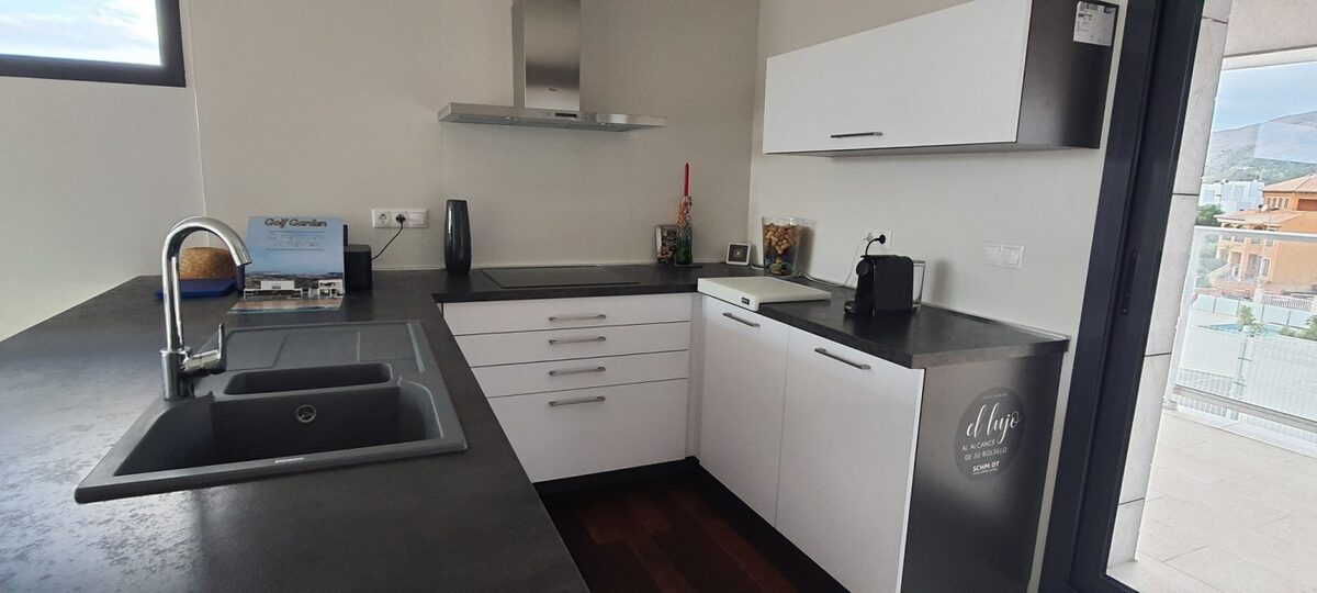 Вилла с 4 спальнями, 206м² в Финестрат, Испания [ID: 0137-N5798]