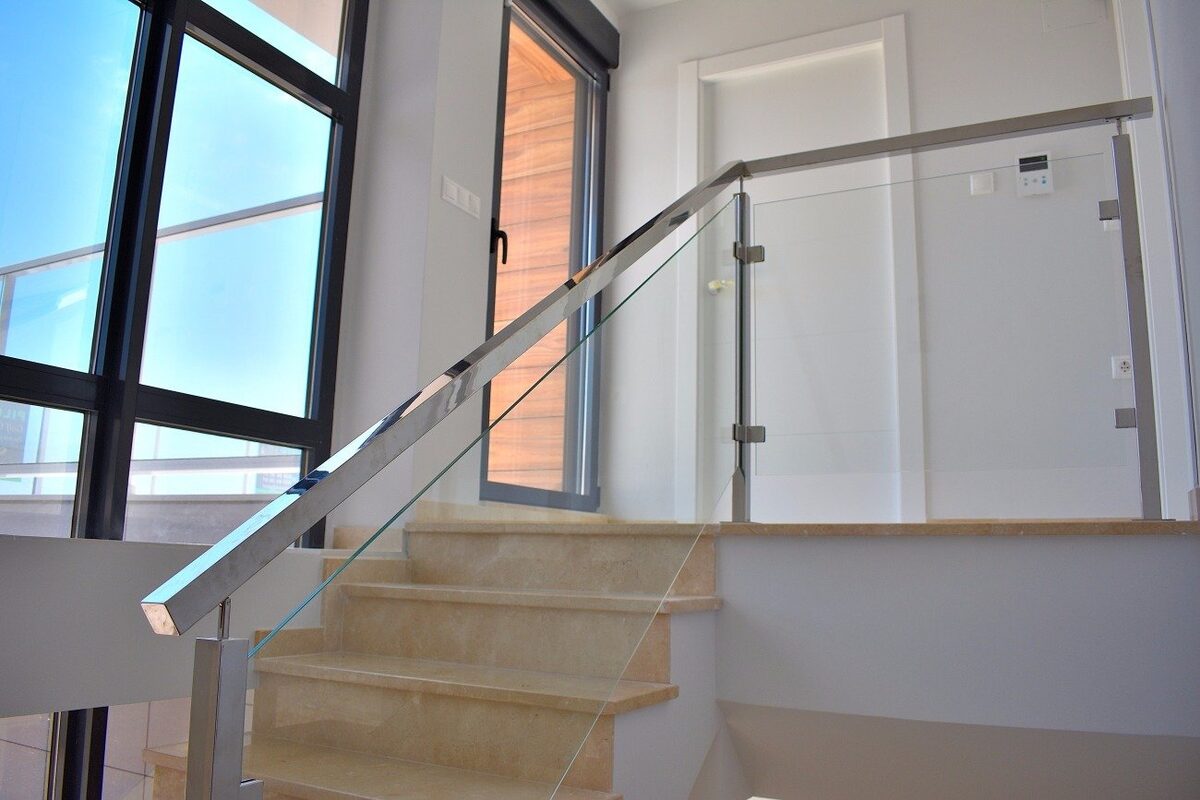 Вилла с 4 спальнями, 206м² в Финестрат, Испания [ID: 0137-N5798]