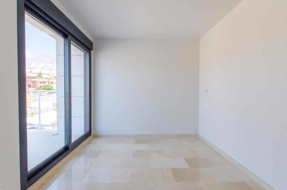 Вилла с 4 спальнями, 206м² в Финестрат, Испания [ID: 0137-N5798]