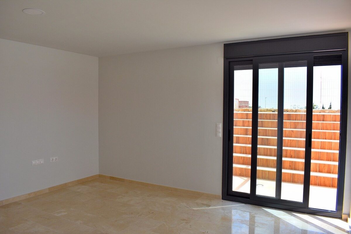 Вилла с 4 спальнями, 206м² в Финестрат, Испания [ID: 0137-N5798]