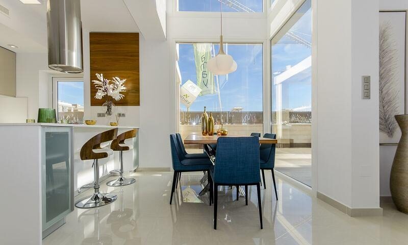Вилла с 3 спальнями, 109м² в Рохалес, Испания [ID: 0137-N3278]