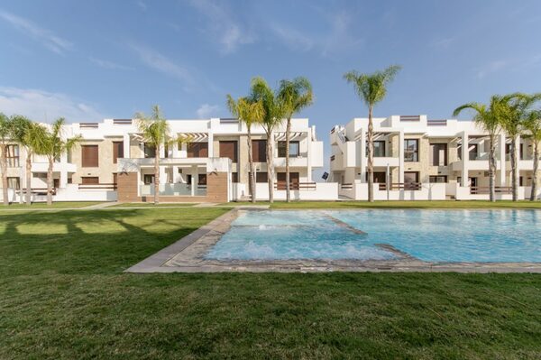 Bungalow w Torrevieja, Hiszpania, 70m² - obraz 34
