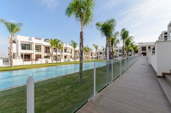Bungalow w Torrevieja, Hiszpania, 70m² - obraz 37