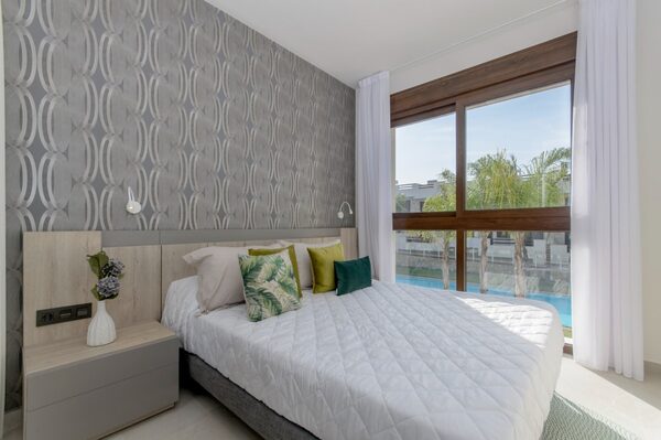 Bungalow w Torrevieja, Hiszpania, 70m² - obraz 12