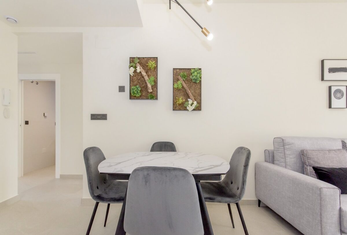 Bungalow z 3 sypialniami, 70m² w Torrevieja, Hiszpania [ID: 0137-N6473]