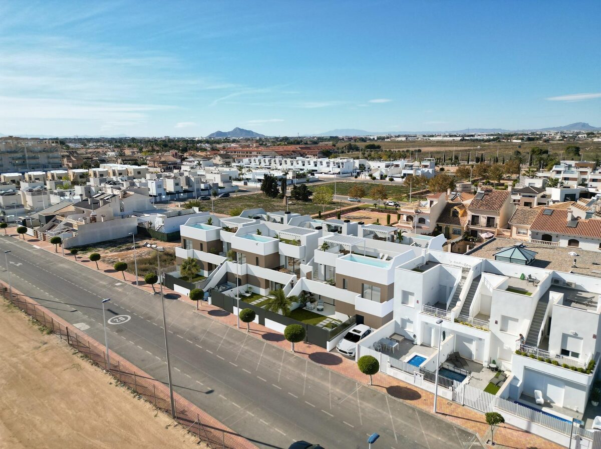 Бунгало з 2 спальнями, 69м² в Сан-Педро-дель-Пінатар, Іспанія [ID: 0137-N9193]