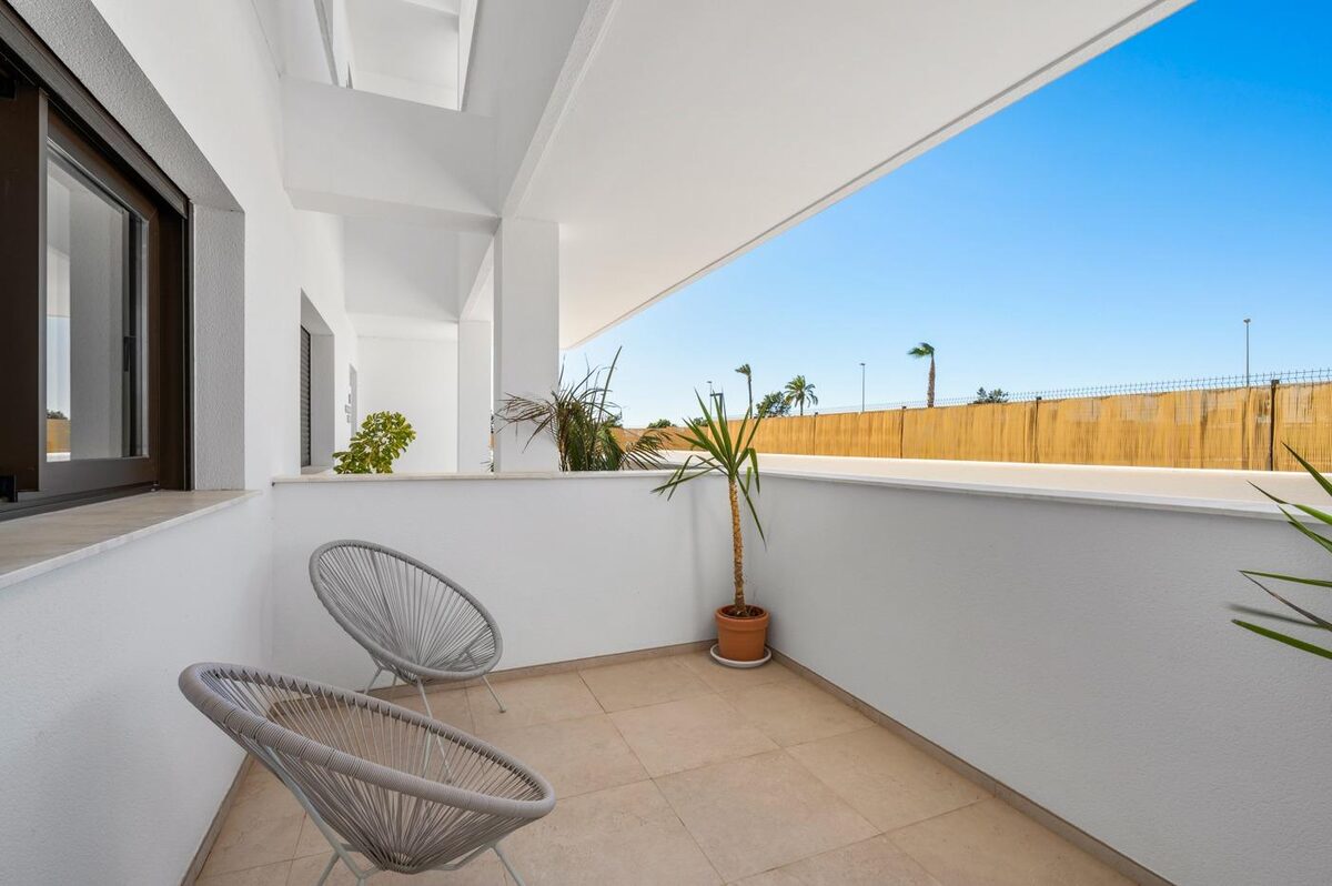 Квартира з 2 спальнями, 68м² в Лос-Алькасарес, Іспанія [ID: 0137-N9188]