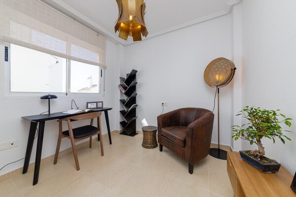 Вилла в Сан-Фульхенсио, Испания, 109м² - изображение 18