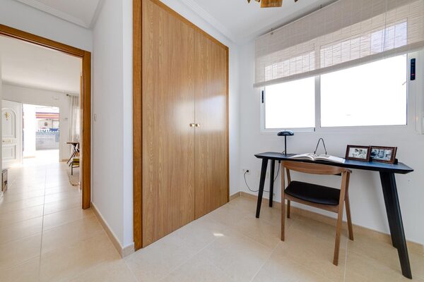 Вилла в Сан-Фульхенсио, Испания, 109м² - изображение 23