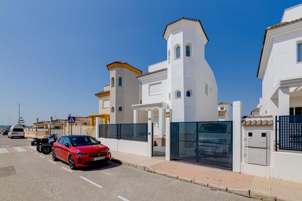 Вилла в Сан-Фульхенсио, Испания, 109м² - изображение 40