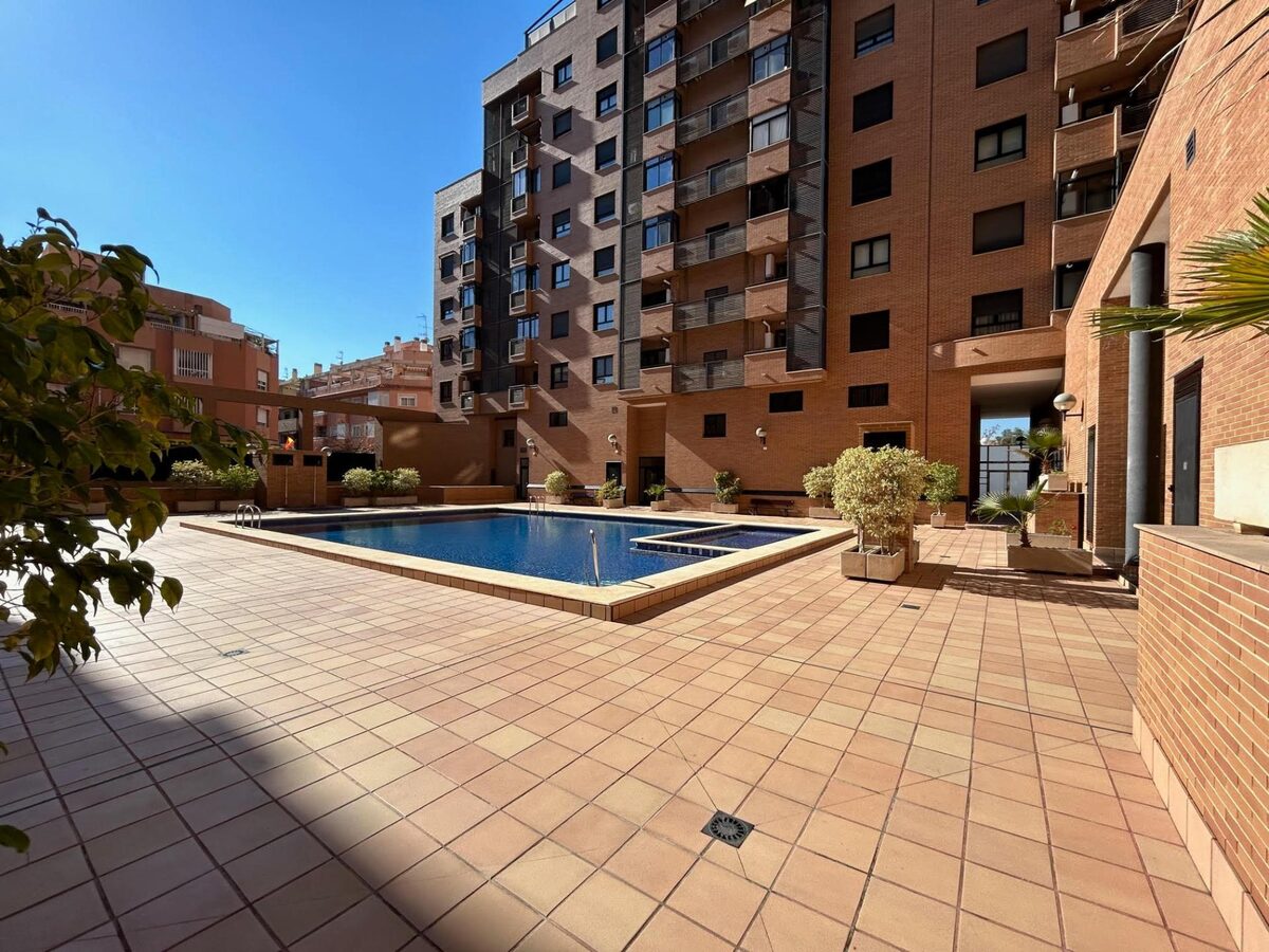 Квартира з 2 спальнями, 84м² в Аліканте, Іспанія [ID: 0137-N9357]