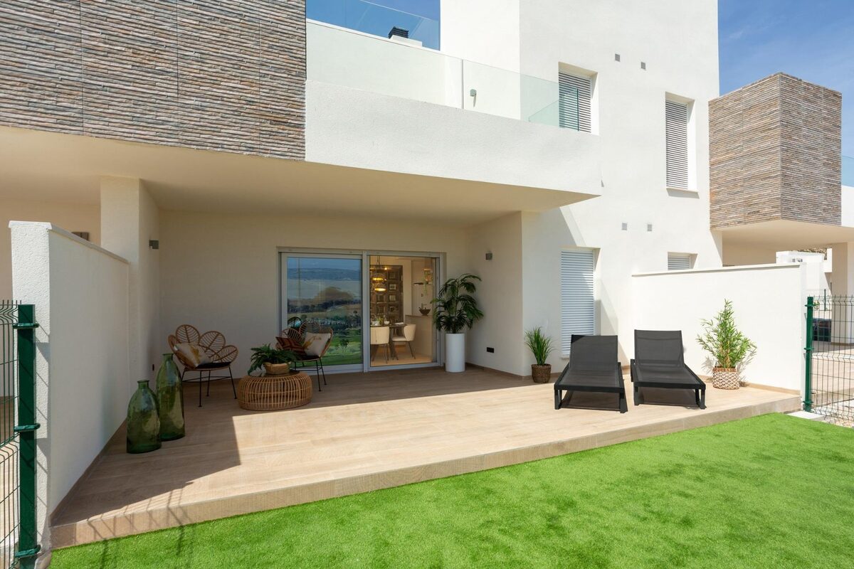 Bungalow with 3 bedrooms, 96m² in Algorfa, Spain [ID: 0137-N9318]