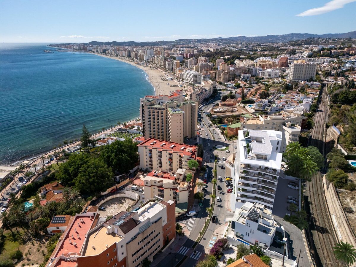Apartament z 2 sypialniami, 104m² w Fuengirola, Hiszpania [ID: 0137-SP1304]