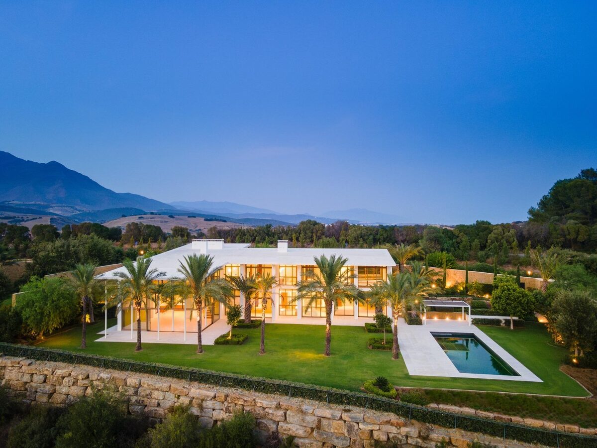 Willa z 6 sypialniami, 795m² w Casares, Hiszpania [ID: 0137-SP0587]