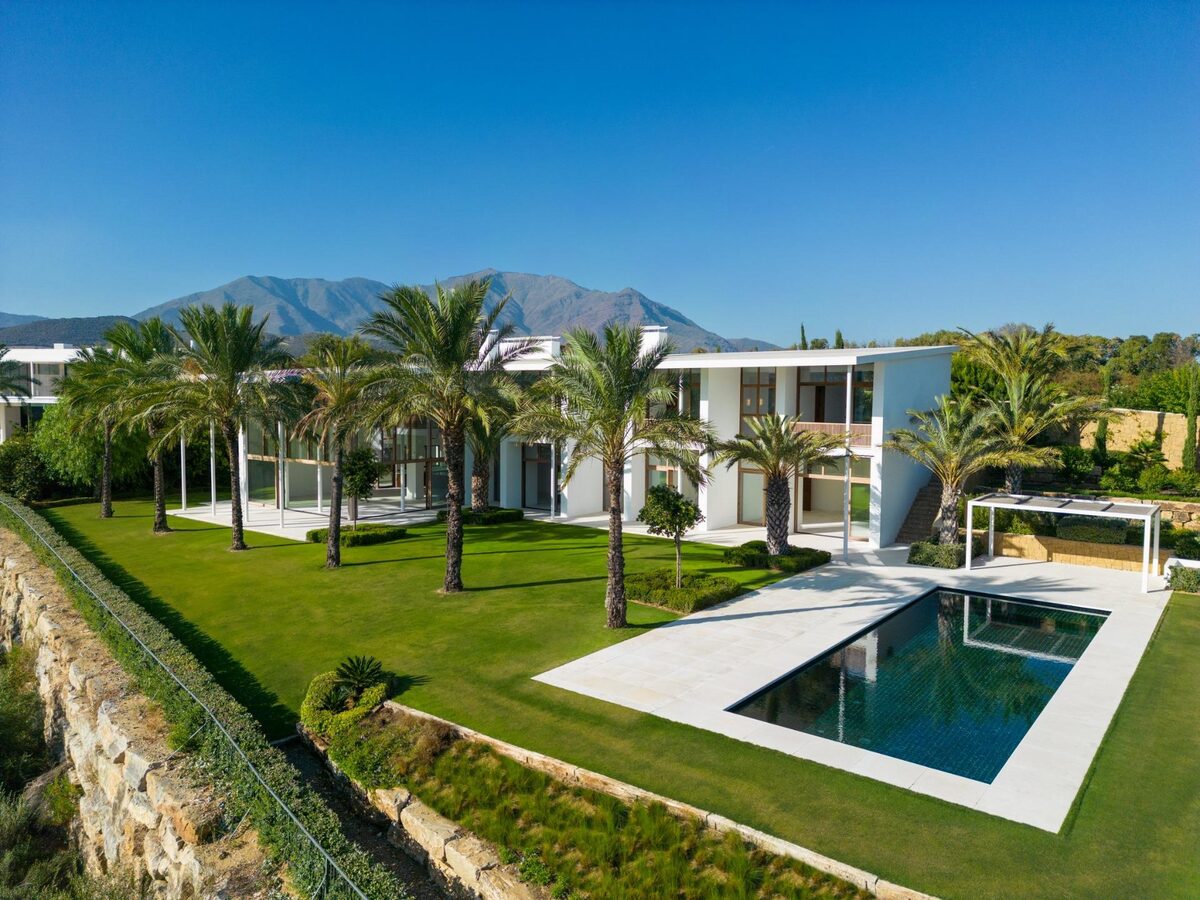 Willa z 6 sypialniami, 795m² w Casares, Hiszpania [ID: 0137-SP0587]
