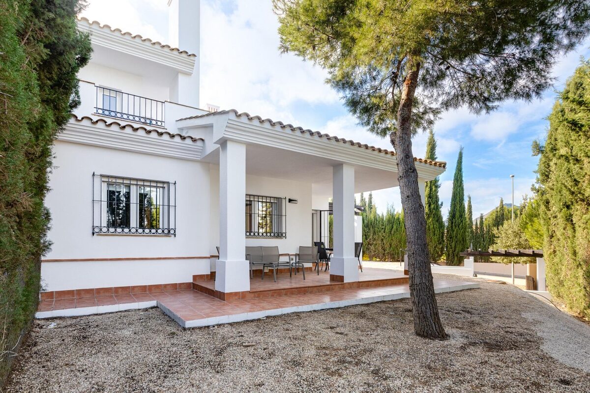 Villa with 2 bedrooms, 175m² in Fuente Alamo, Spain [ID: 0137-N6871]