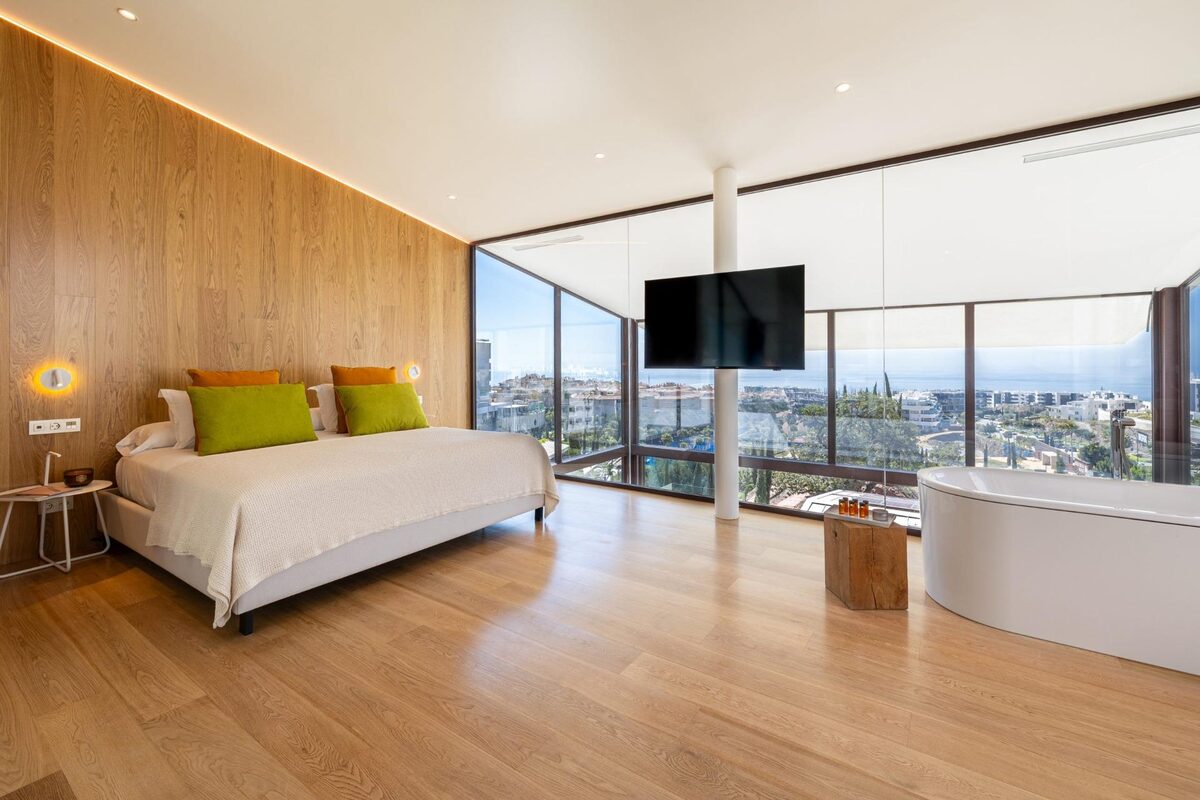 Dom szeregowy z 4 sypialniami, 340m² w Fuengirola, Hiszpania [ID: 0137-SP1273]