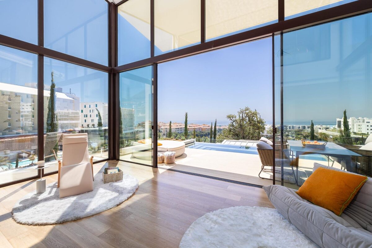 Dom szeregowy z 4 sypialniami, 340m² w Fuengirola, Hiszpania [ID: 0137-SP1273]