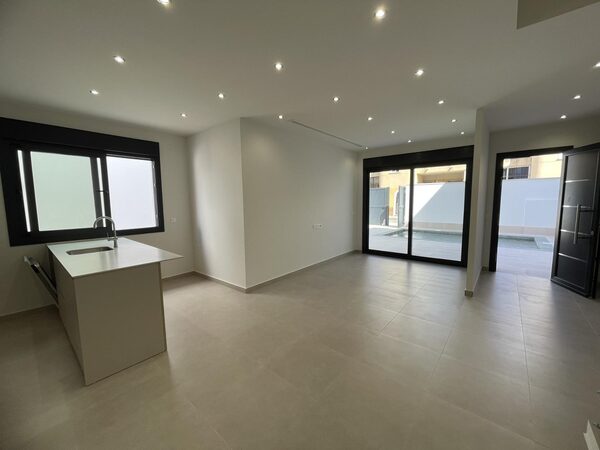Villa in Almoradi, Spain, 134m² - image 4