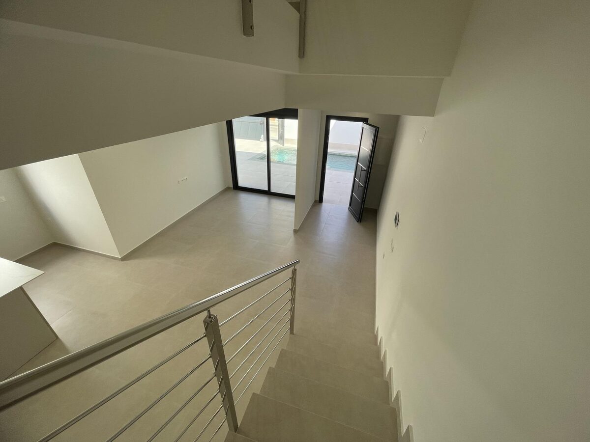 Villa with 3 bedrooms, 134m² in Almoradi, Spain [ID: 0137-N9262]