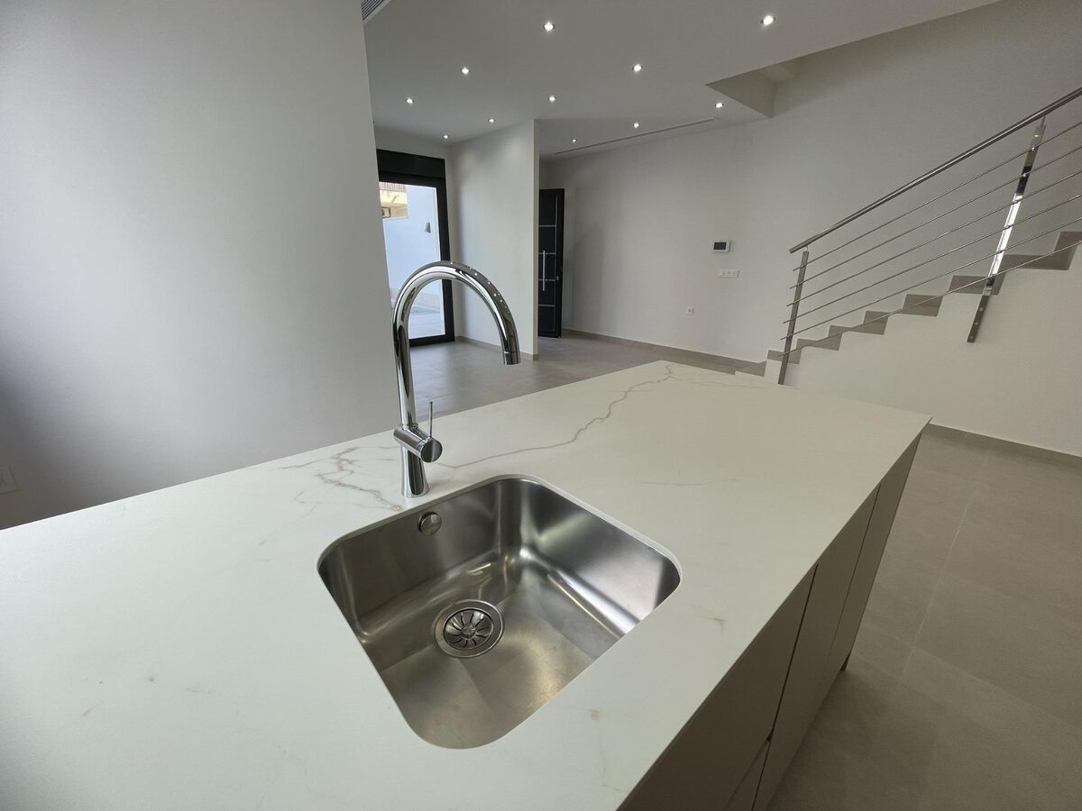 Villa with 3 bedrooms, 134m² in Almoradi, Spain [ID: 0137-N9262]