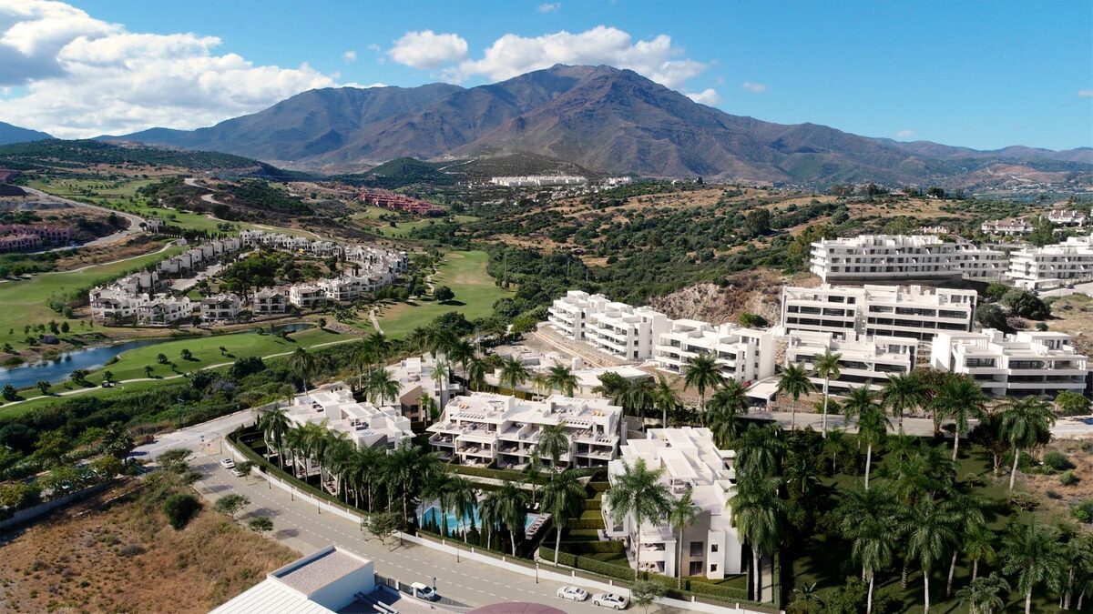 Penthouse z 3 sypialniami, 129m² w Estepona, Hiszpania [ID: 0137-N8397]