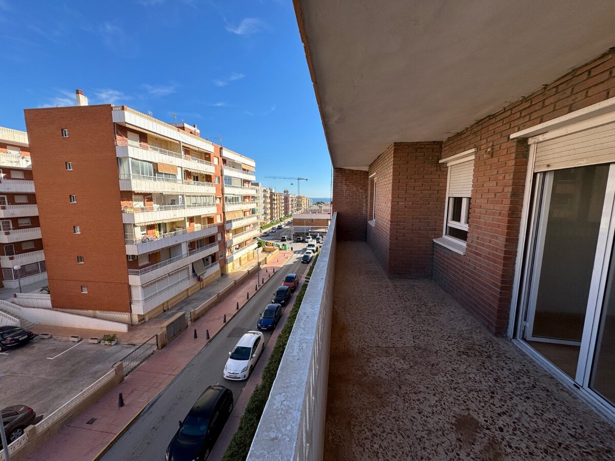 Apartament z 3 sypialniami, 103m² w Punta Prima, Hiszpania [ID: 0150-LS-2201]